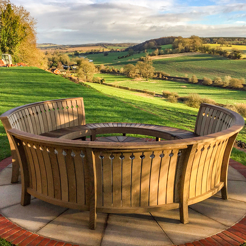 Luxury Garden Seating | Outdoor Seating | Gaze Burvill